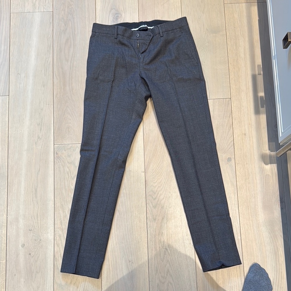 Stylish D&G Gray Dress Pants